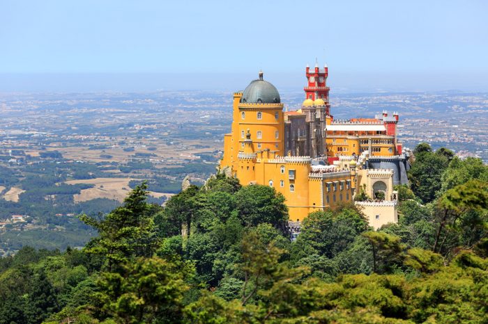 castle-on-the-hill-PNZ8T9F-o070fbn50bpgyqcjtno7rxyxc019tsp8quh6lrqx4k 